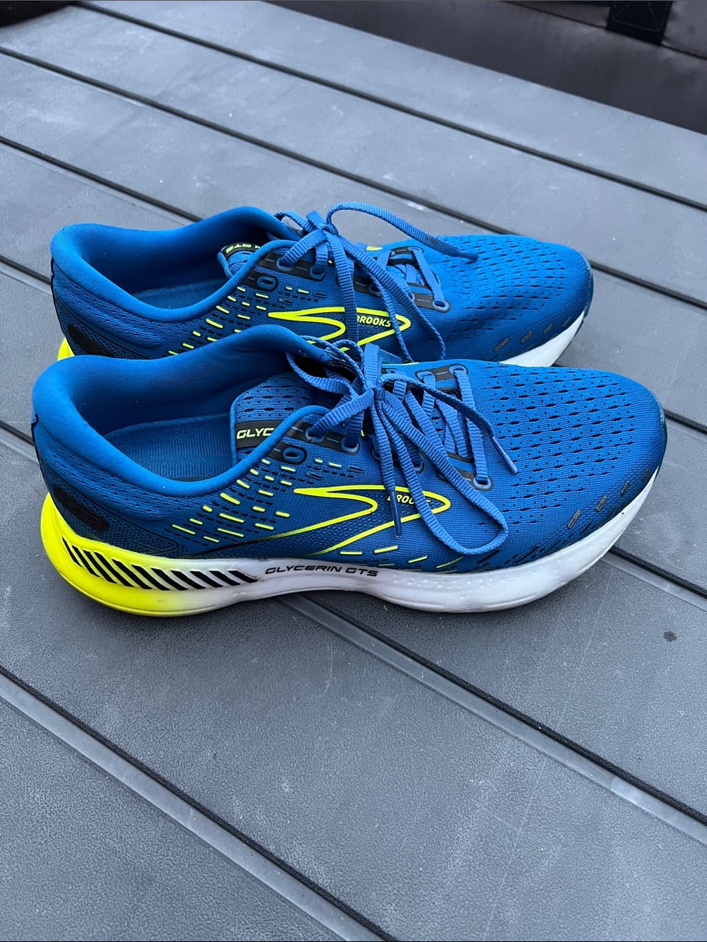 Brooks Men's Blue and Yellow Glycerin Road Running Shoes